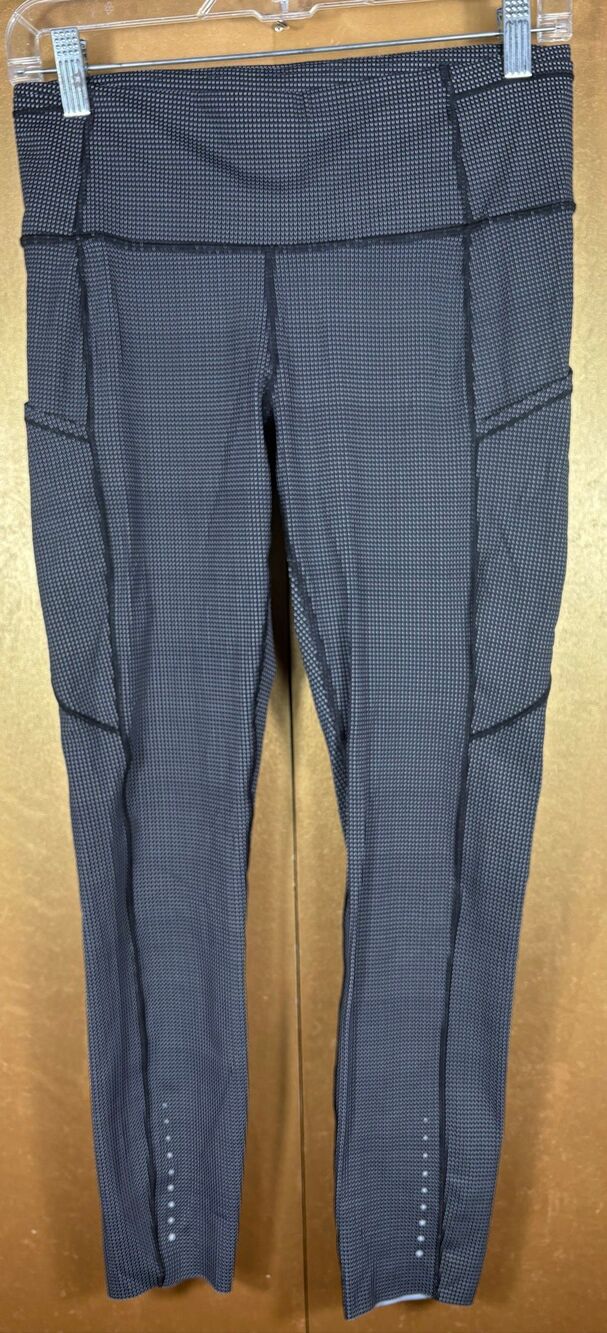 Lululemon Women's Leggings Wunder Polka Dot Size 8 Pockets